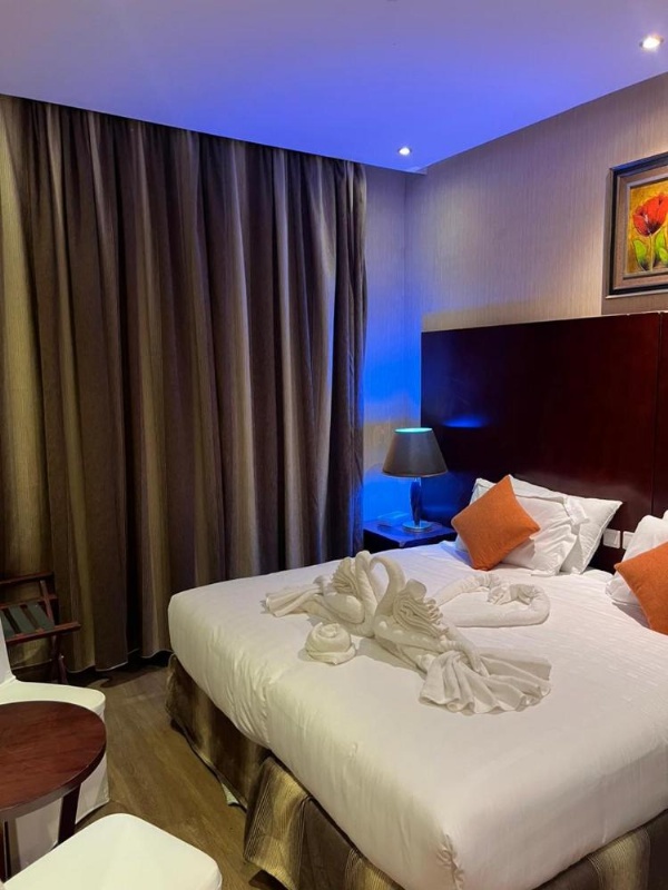1 Land Premium Hotel image 14