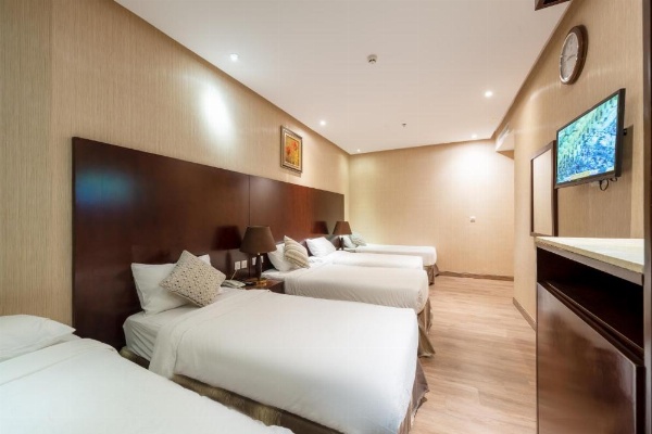 1 Land Premium Hotel image 27
